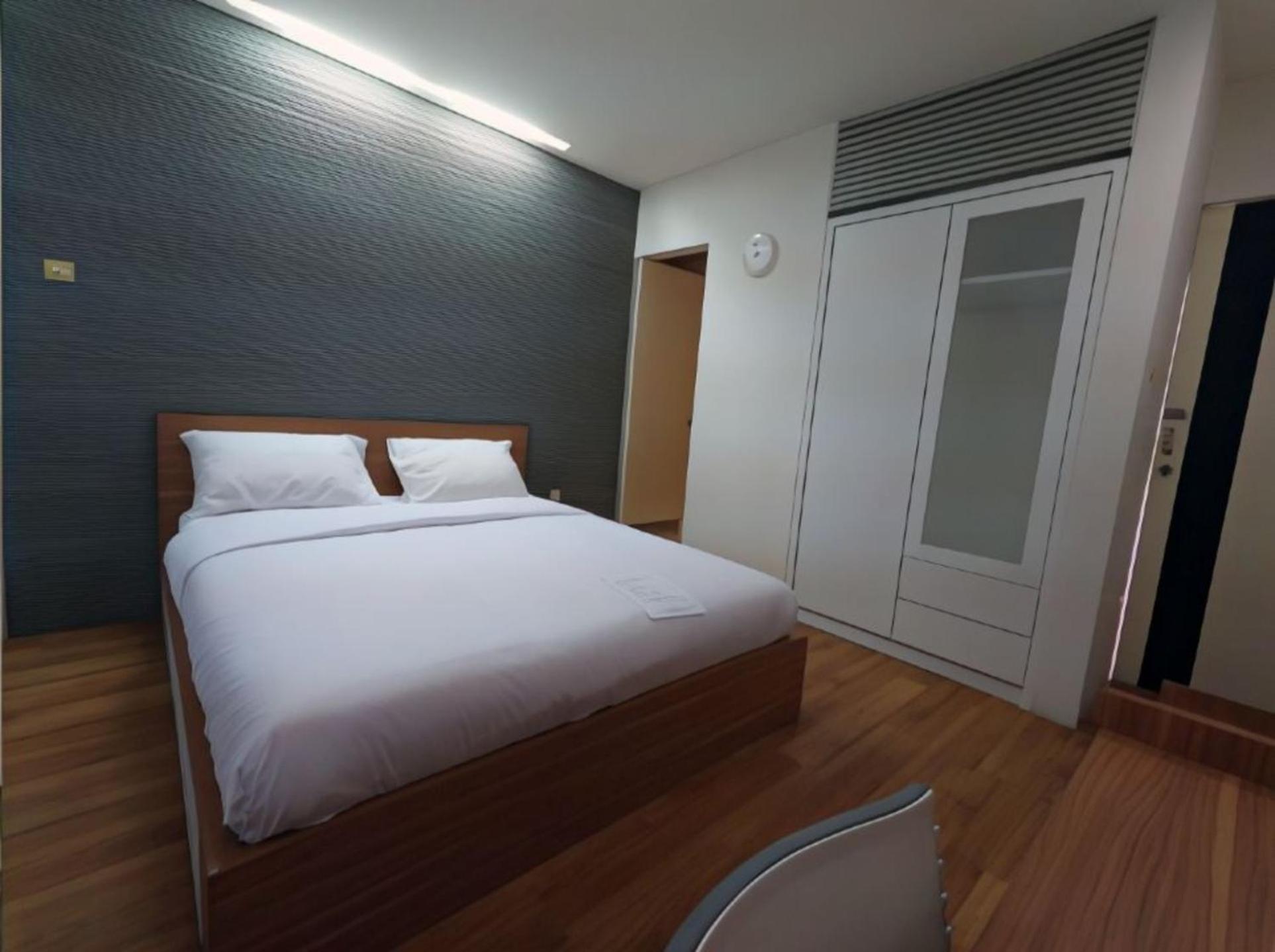 Flat06 Cipete Hotel Джакарта Екстериор снимка